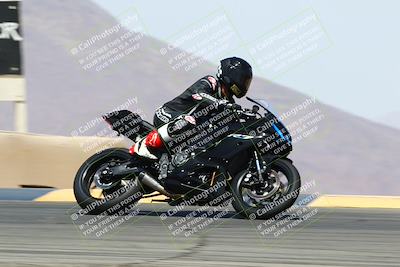 media/Apr-10-2022-SoCal Trackdays (Sun) [[f104b12566]]/Turn 9 (130pm)/